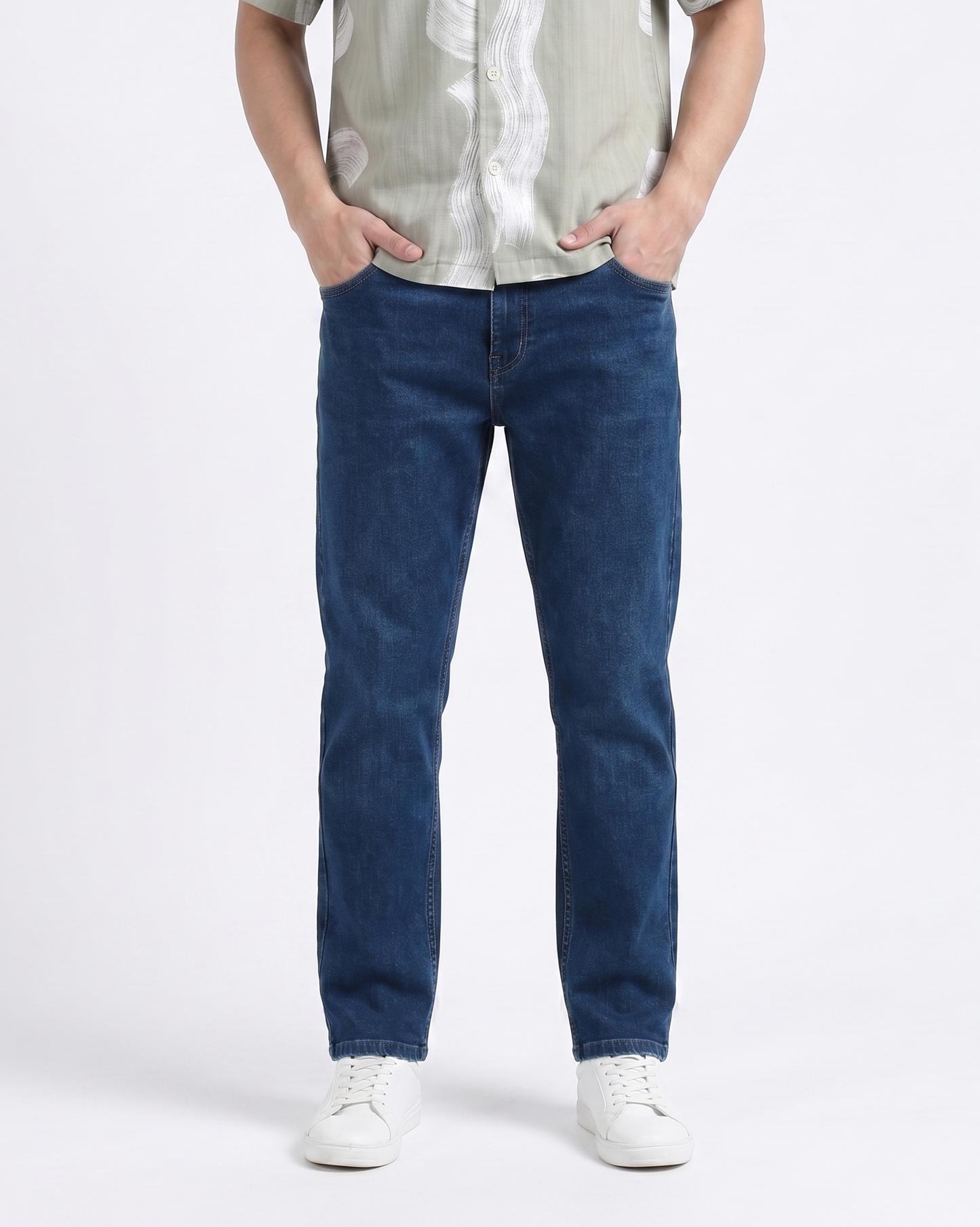 DEEP NAVY HERITAGE STRAIGHT DENIM