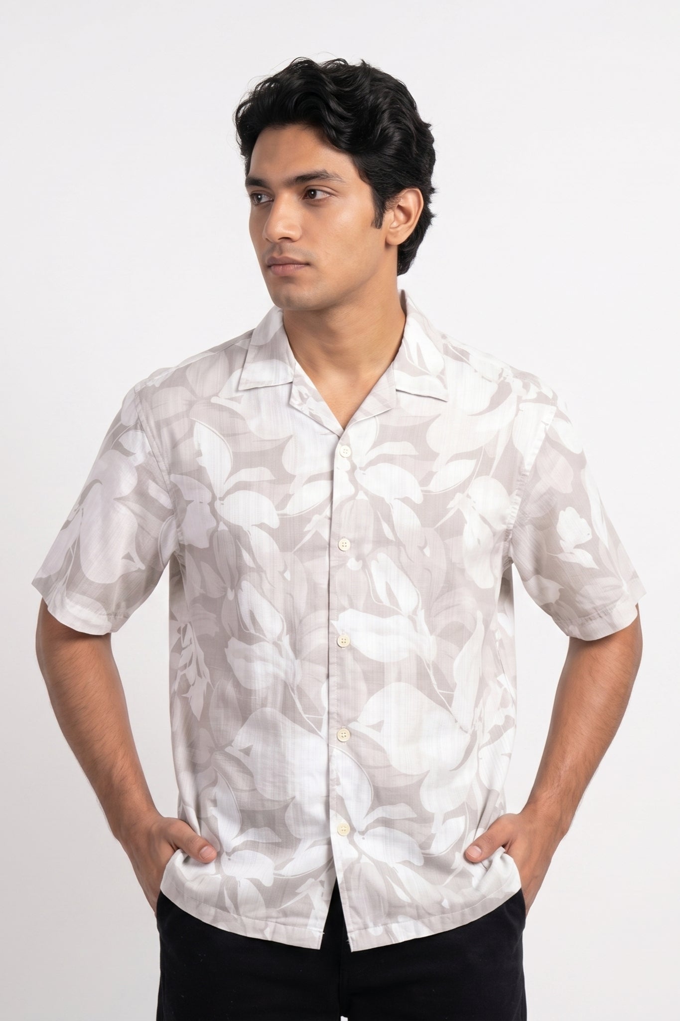 PASTEL GRAY STATIC DRIP LEAVES SHIRT