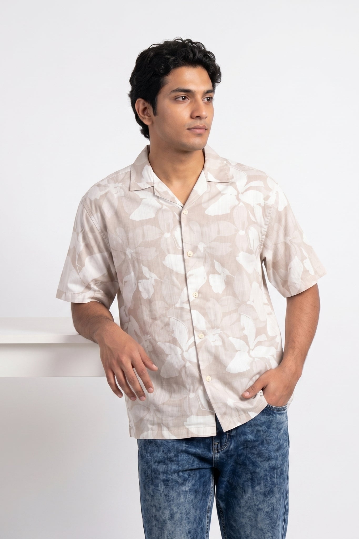 BEIGE STATIC DRIP LEAVES SHIRT